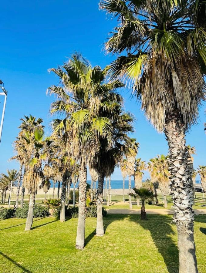Yacht Hotel Barcelona Sant Adrià de Besòs Esterno foto