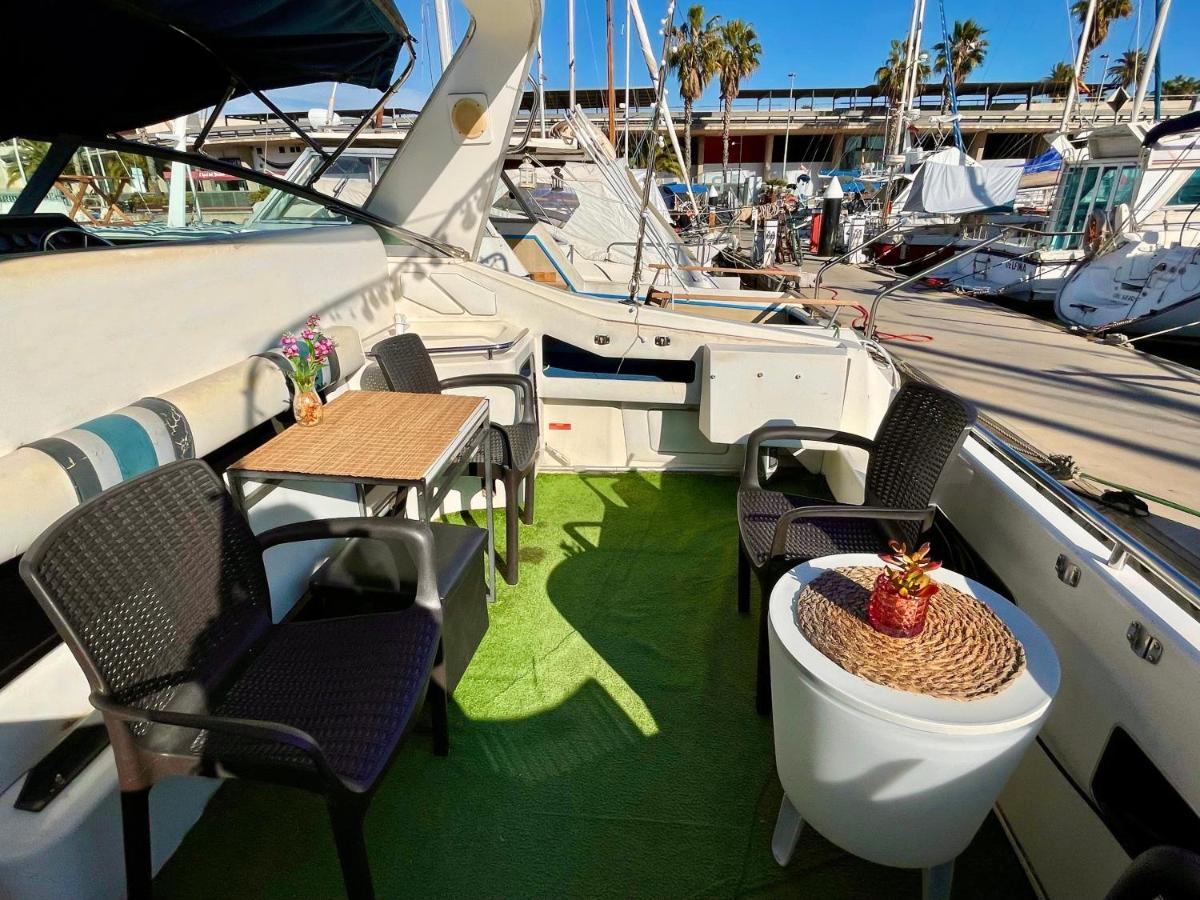 Yacht Hotel Barcelona Sant Adrià de Besòs Esterno foto