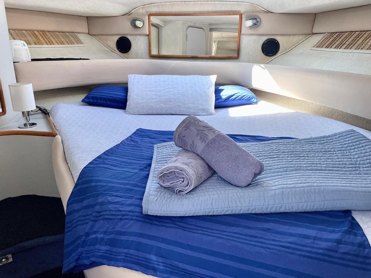 Yacht Hotel Barcelona Sant Adrià de Besòs Esterno foto